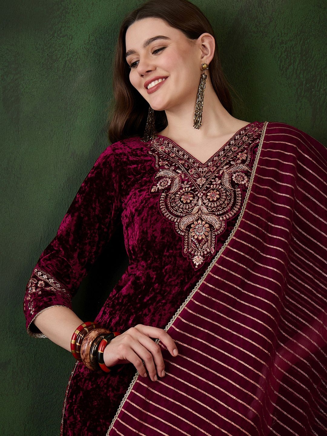 

Sangria Ethnic Motifs Embroidered Zari & Sequinned Velvet Kurta & Trousers With Dupatta, Maroon