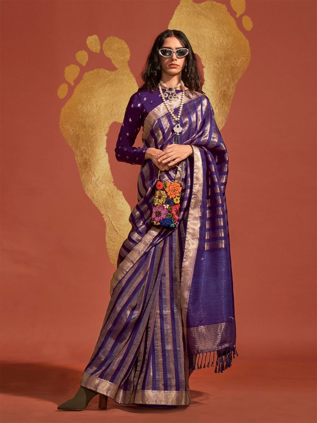 

ODETTE Woven Design Zari Saree, Purple