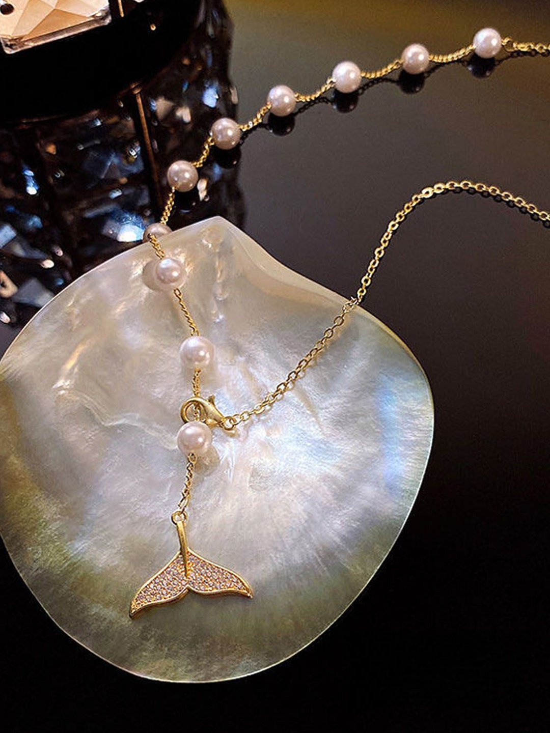 

StyleCast Gold-Toned & White Beaded Elegant Statement Chain