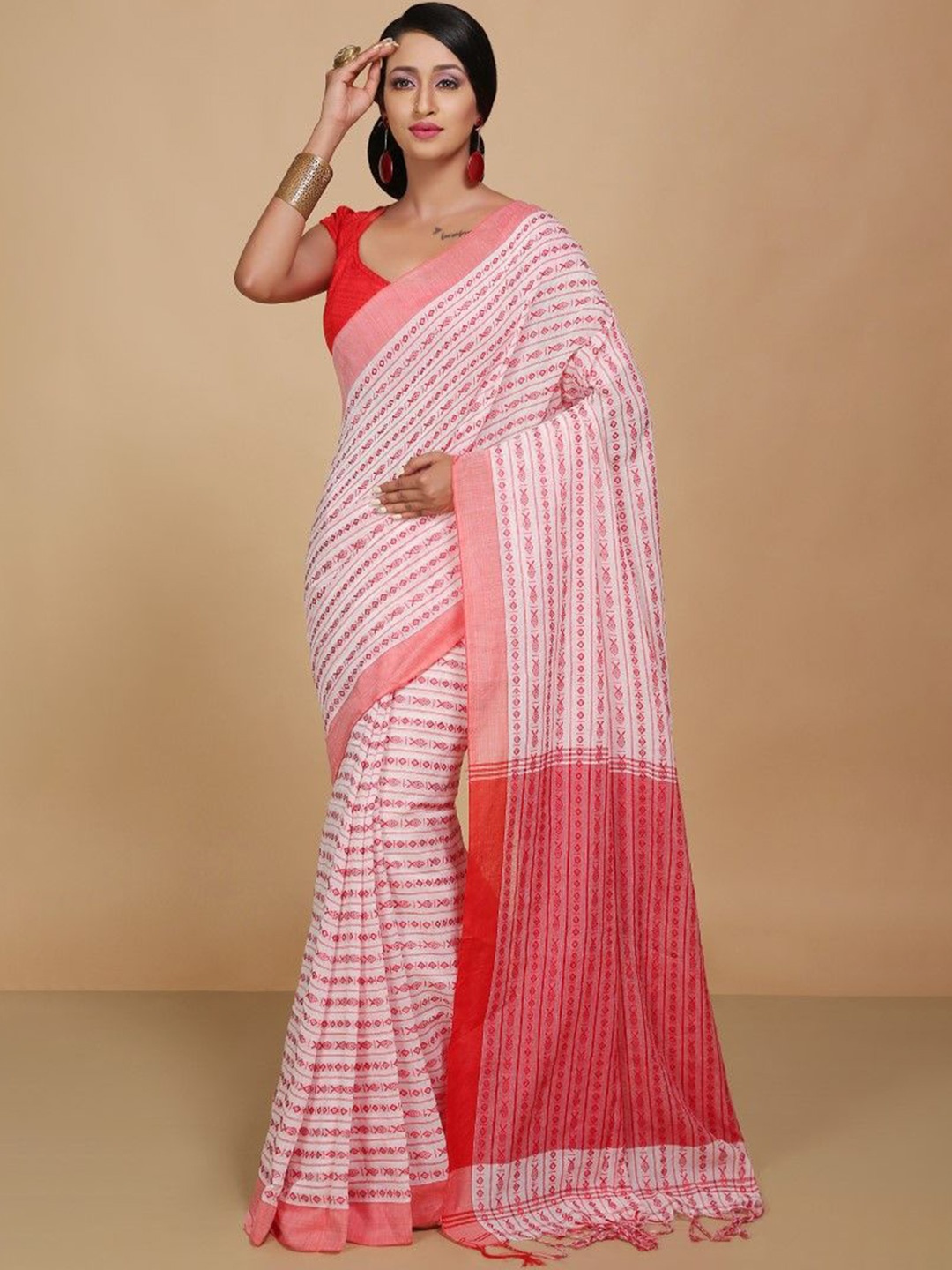 

BENGAL HANDLOOM Woven Design Art Silk Taant Saree, White