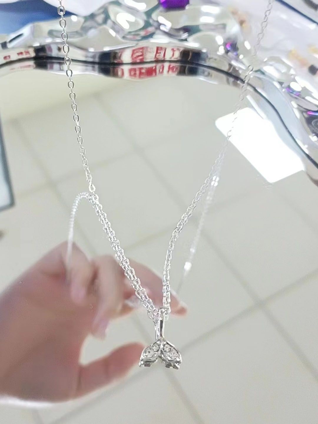

StyleCast Silver-Toned Stone Studded Elegant Minimal Chain