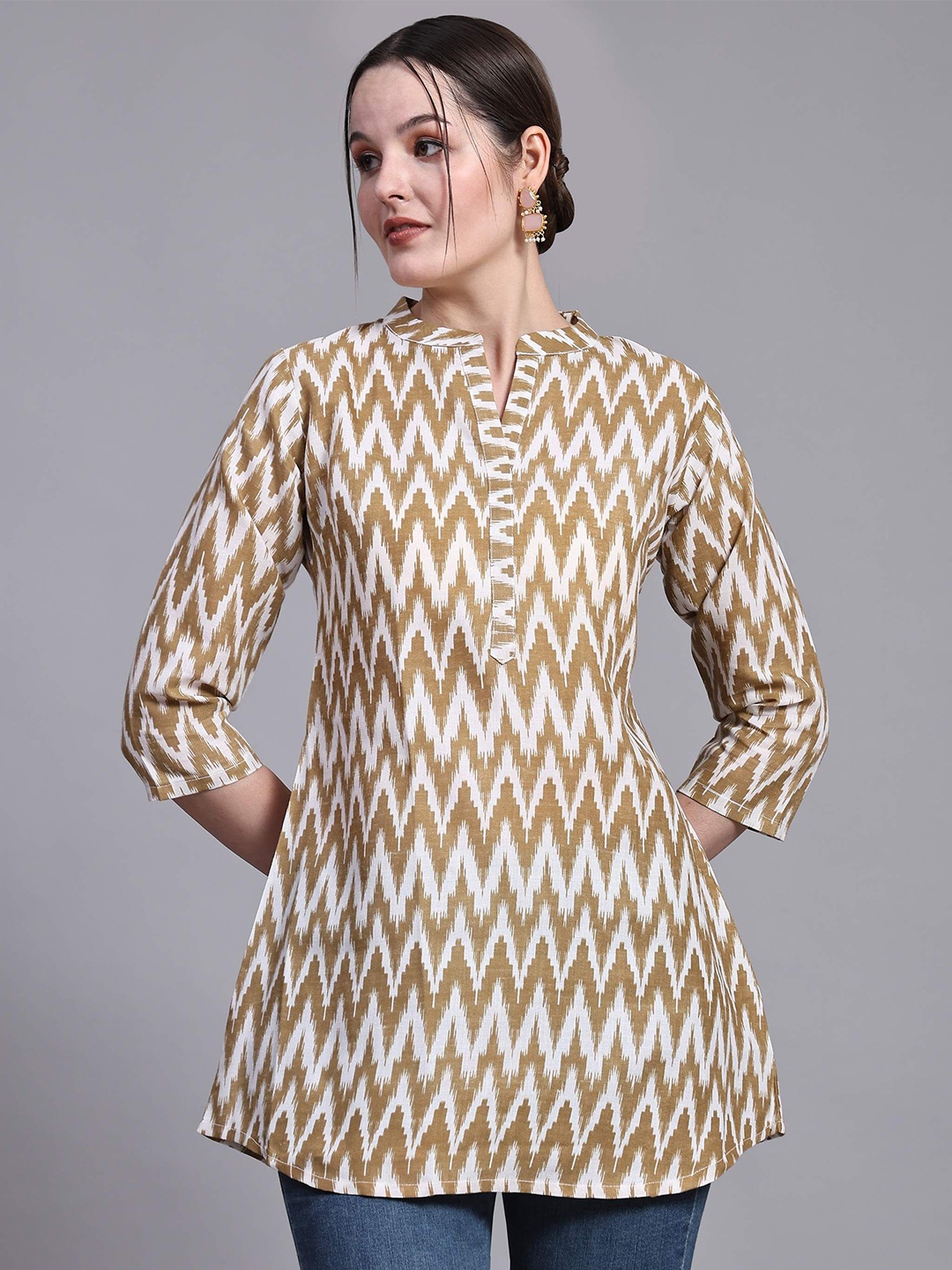 

Kalavrund Creation Chevron Printed Kurti, Brown