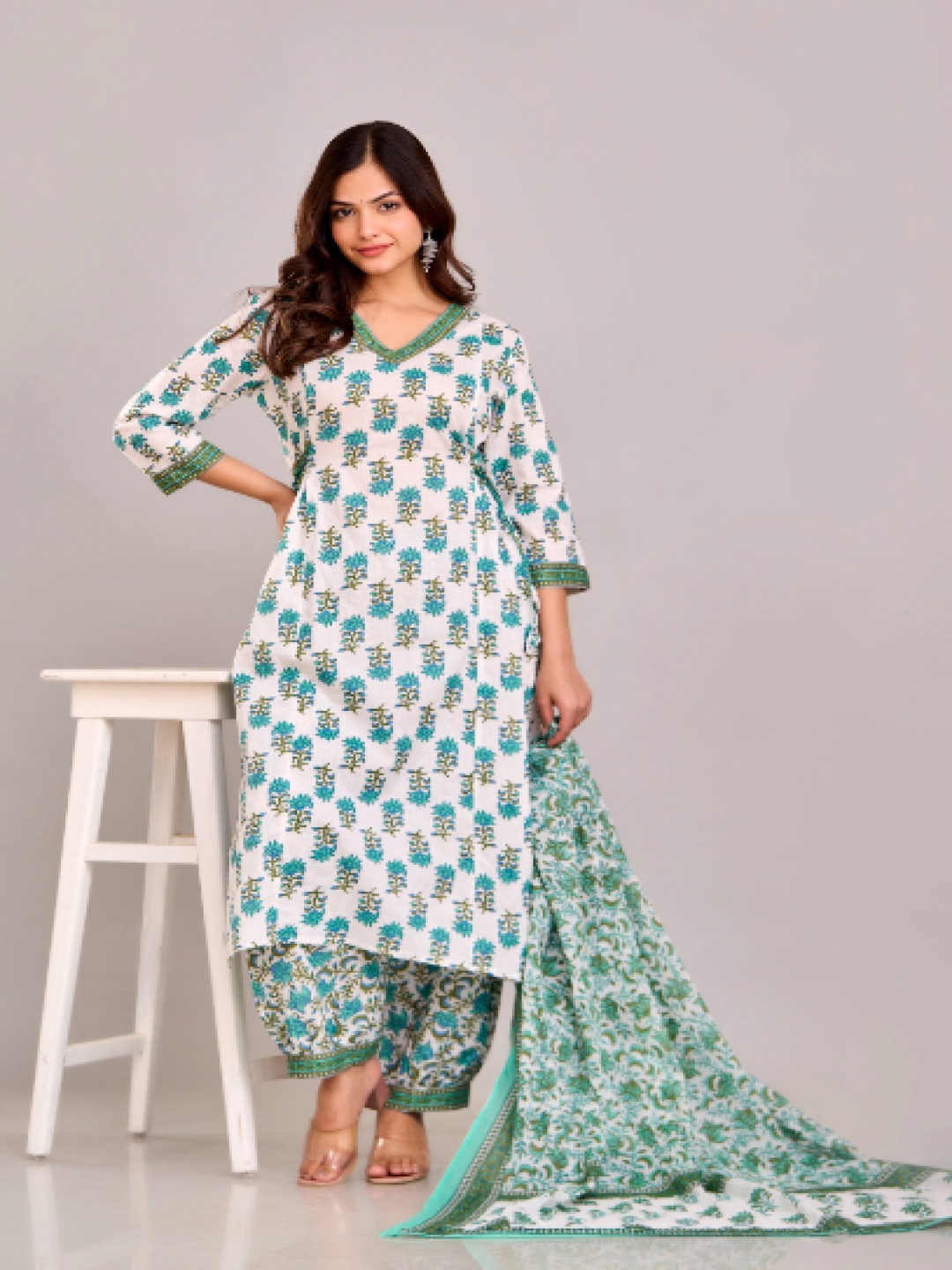 

BAIRAJ Floral Printed Panelled V-Neck Flared Straight Kurta With Salwar & Dupatta, White