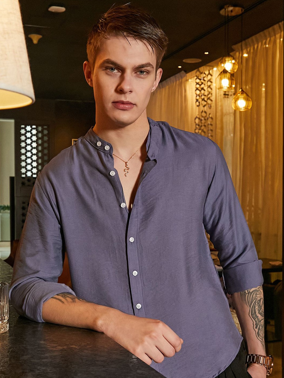 

Campus Sutra Men Comfort Fit Band Collar Solid Casual Shirt, Grey