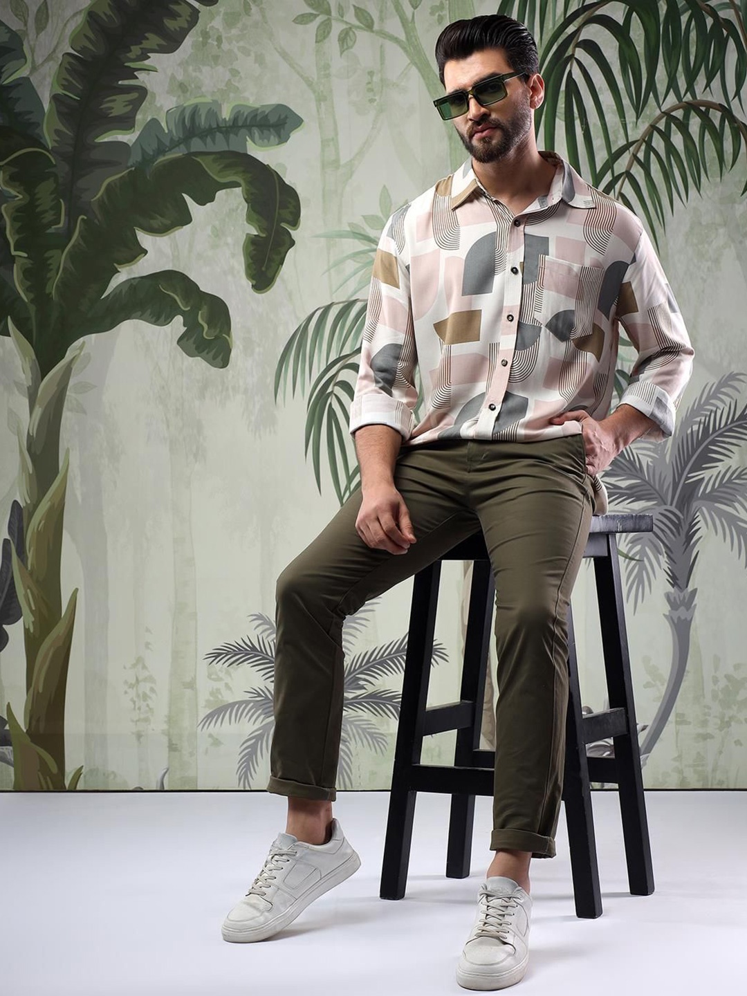 

Kotty Men Spread Collar Abstract Printed Cotton Casual Shirt, Beige
