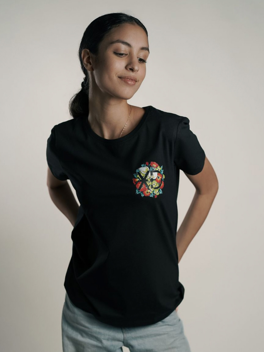 

EKSDEE Women Floral Printed Round Neck Cotton T-shirt, Black