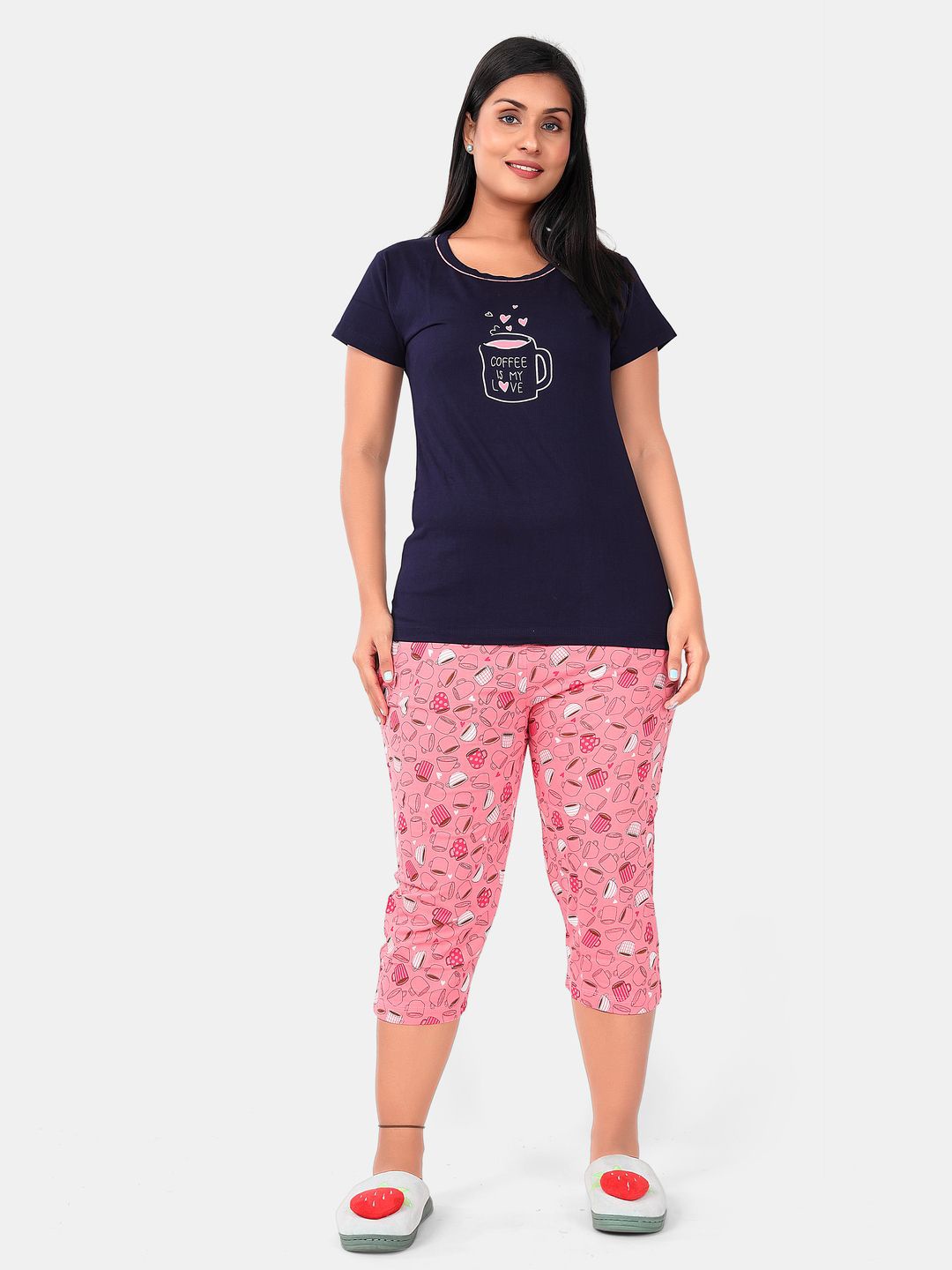 

SWEET MOON Printed T-Shirt With Capri Night Suit, Navy blue