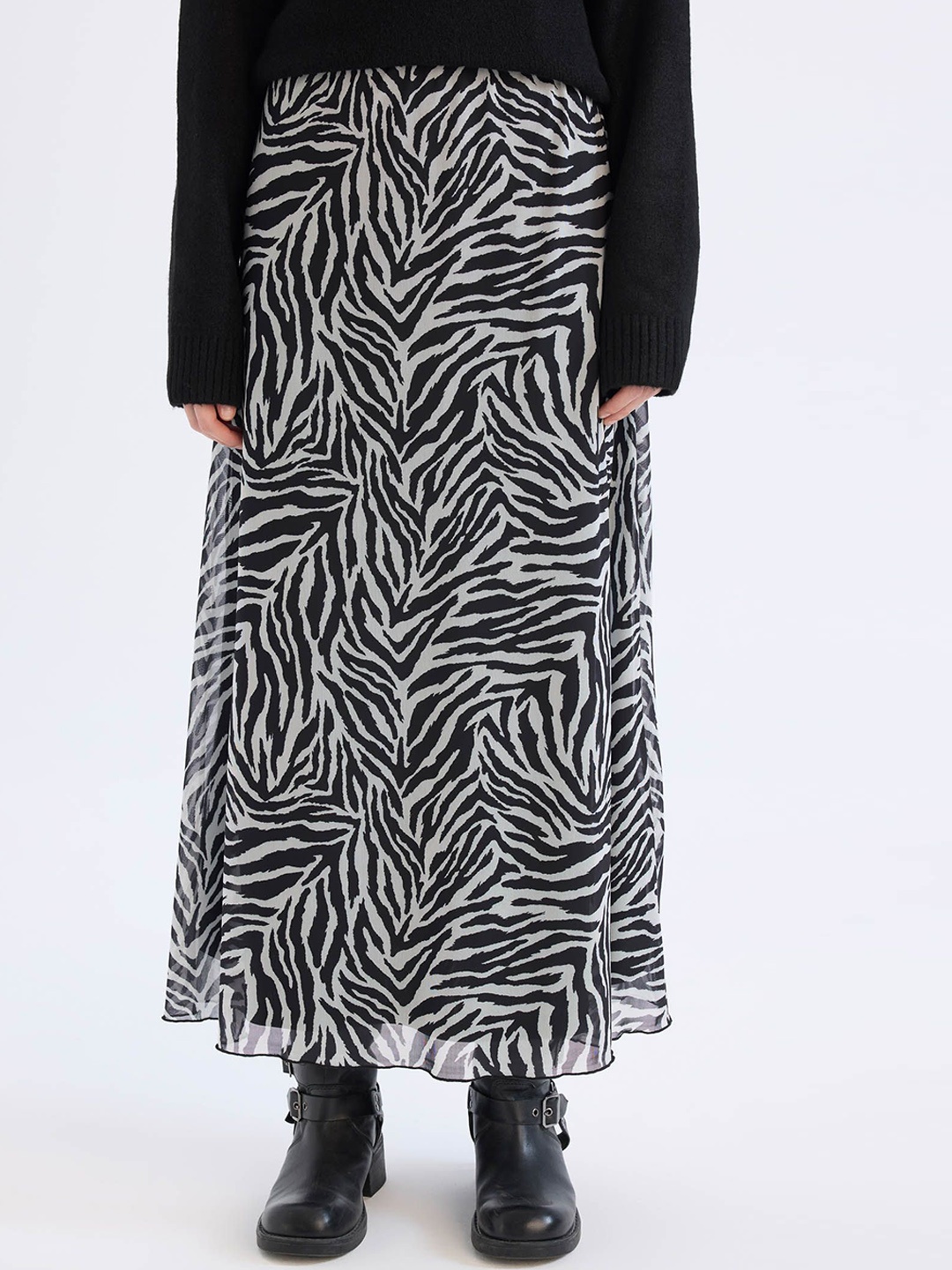 

DeFacto Women Printed Maxi Skirt, White