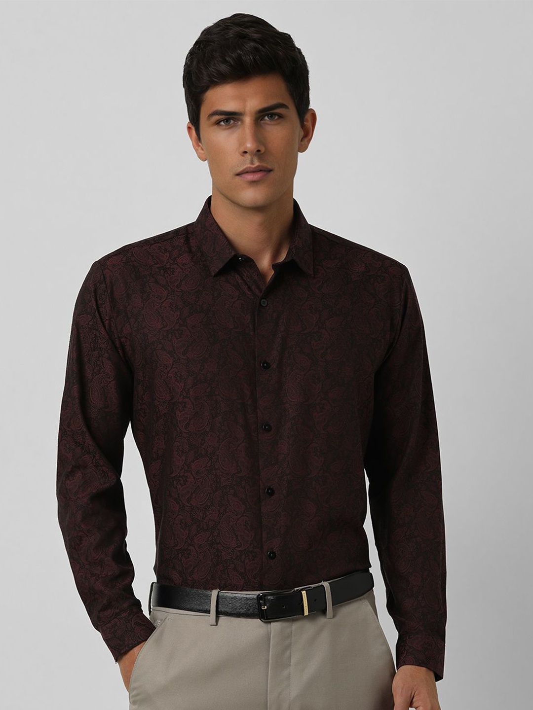 

V Dot Men Slim Fit Floral Opaque Printed Party Shirt, Maroon