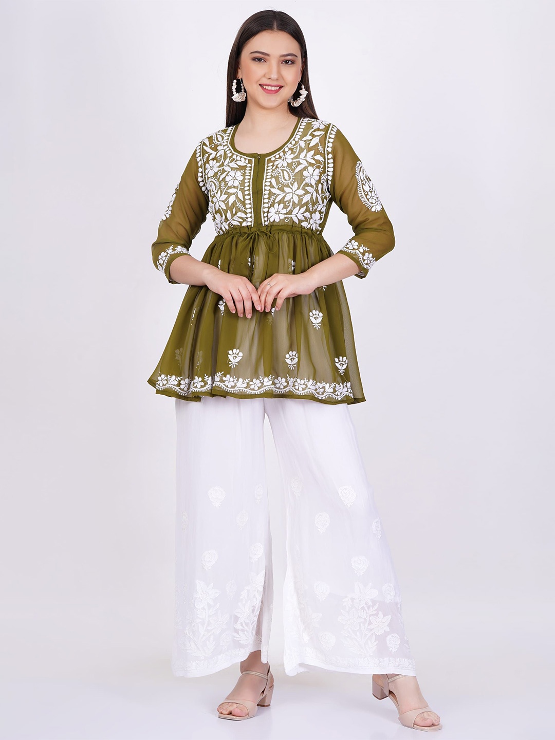 

SUFIZA LIFESTYLE Embroidered Tunic, Green