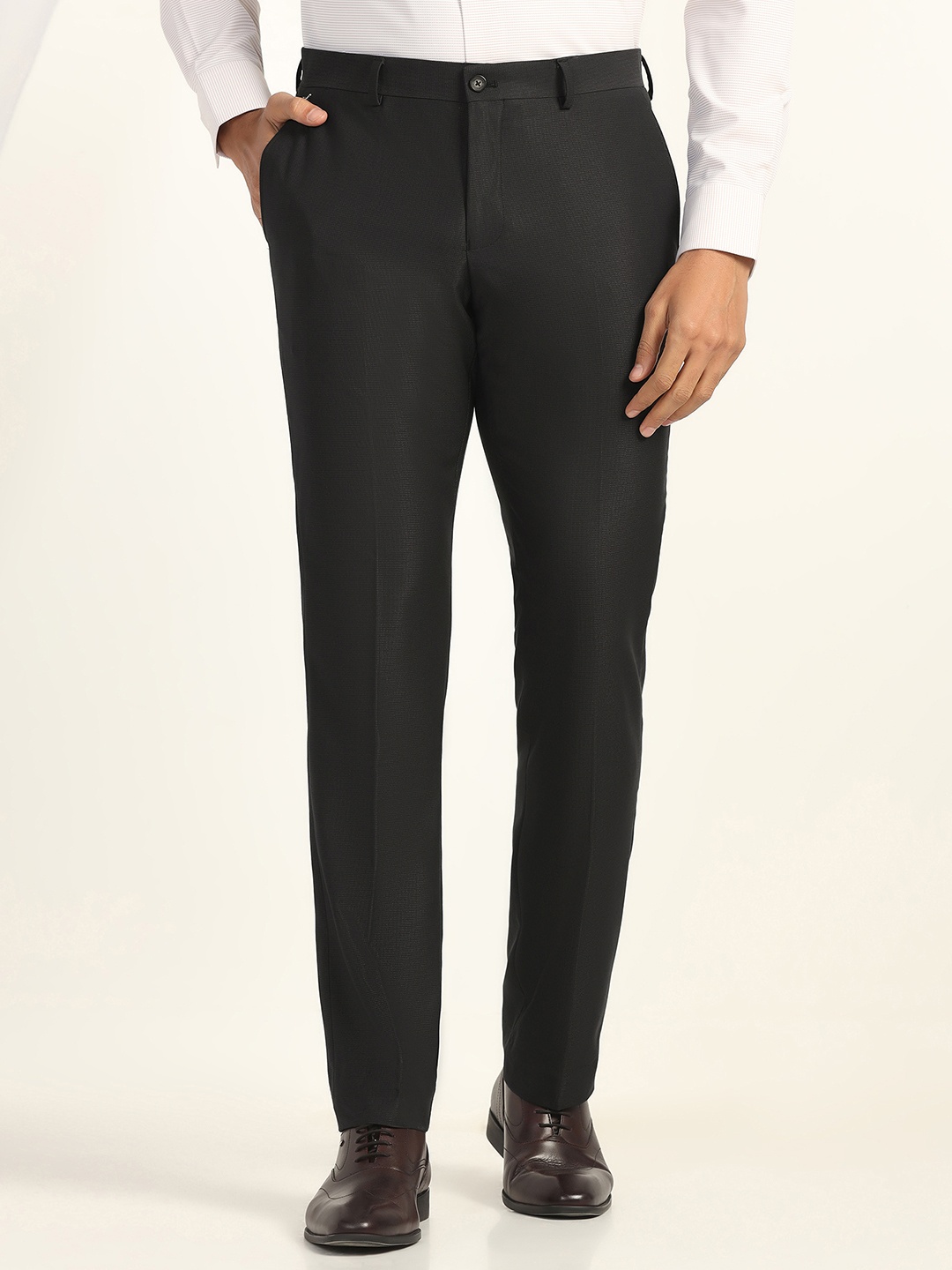 

Blackberrys Men Slim Fit Trousers, Charcoal