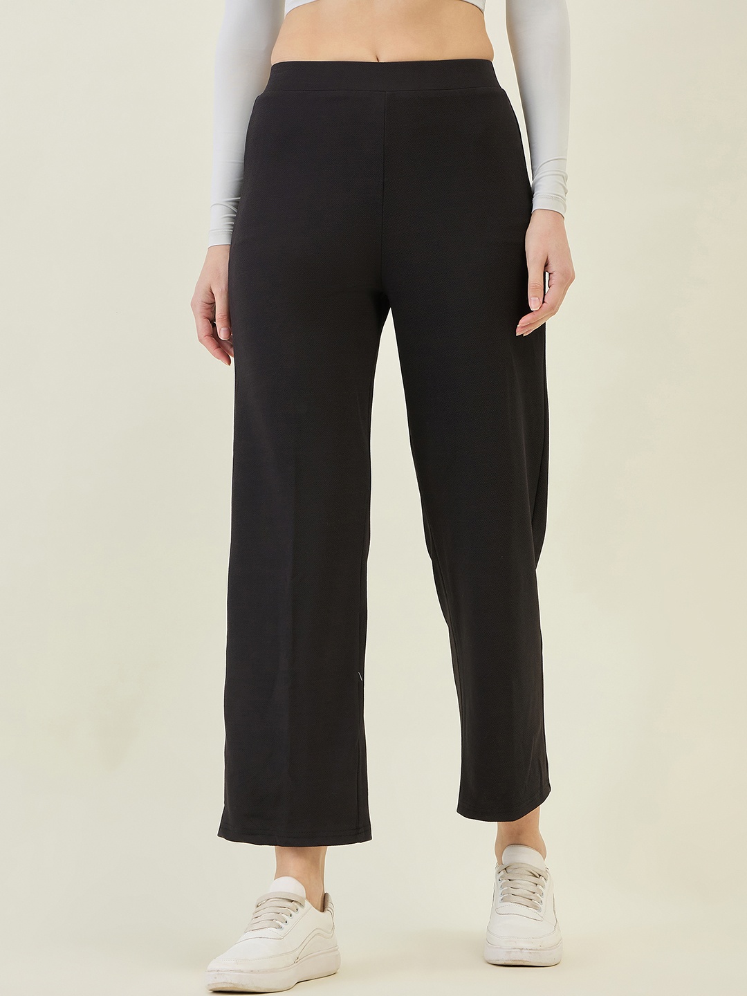 

aayu Women Relaxed Flared High-Rise Trousers, Black
