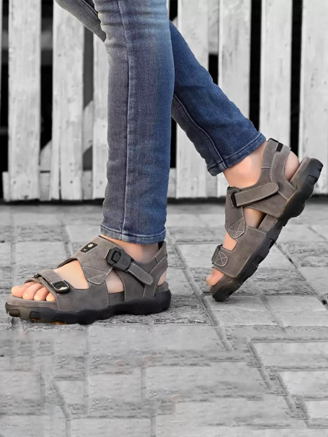 

ROYAL CRUZZ Men Comfort Sports Sandals, Grey