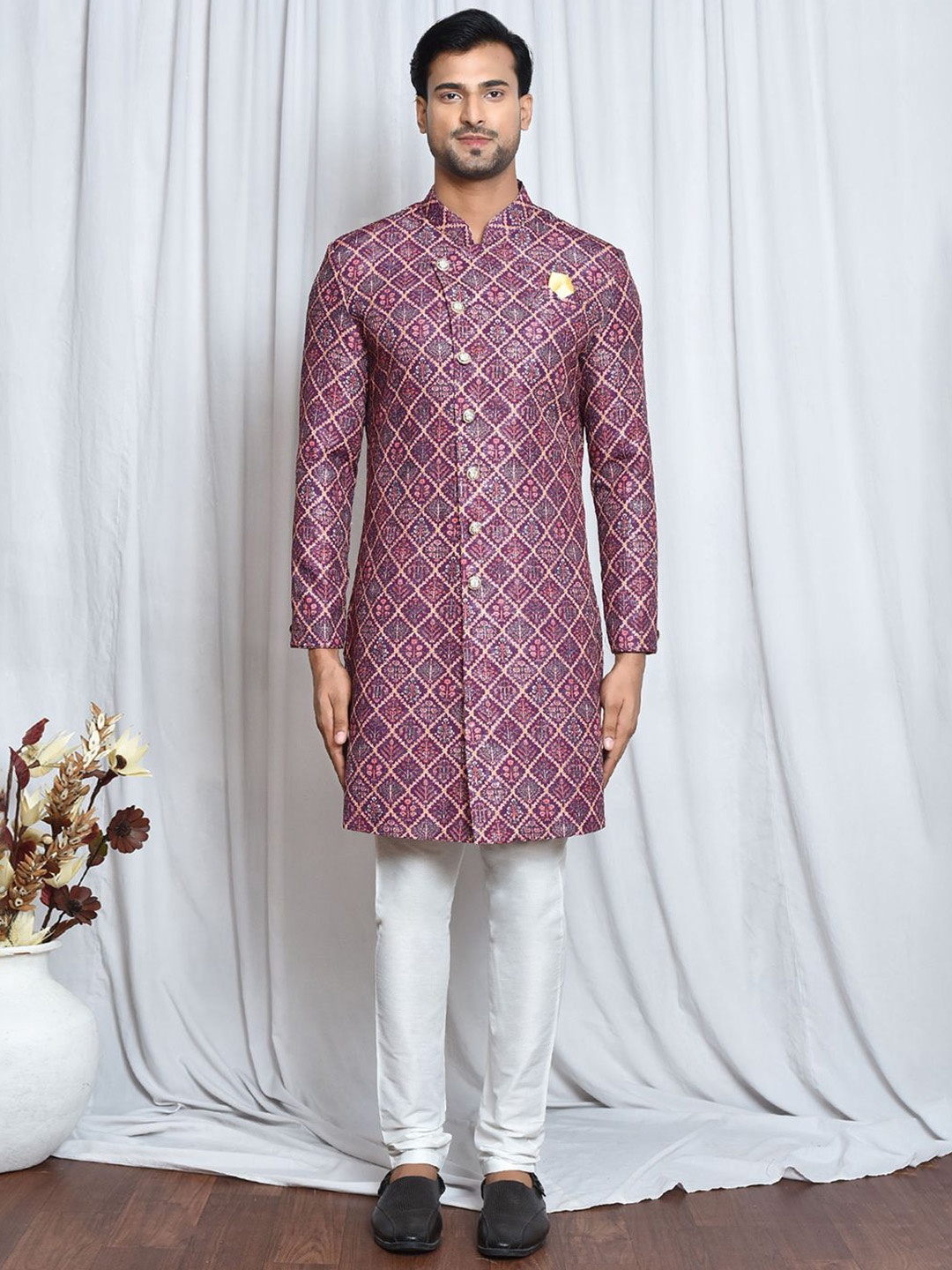 

Aryavir Malhotra Men Printed Cotton Sherwani Set, Purple