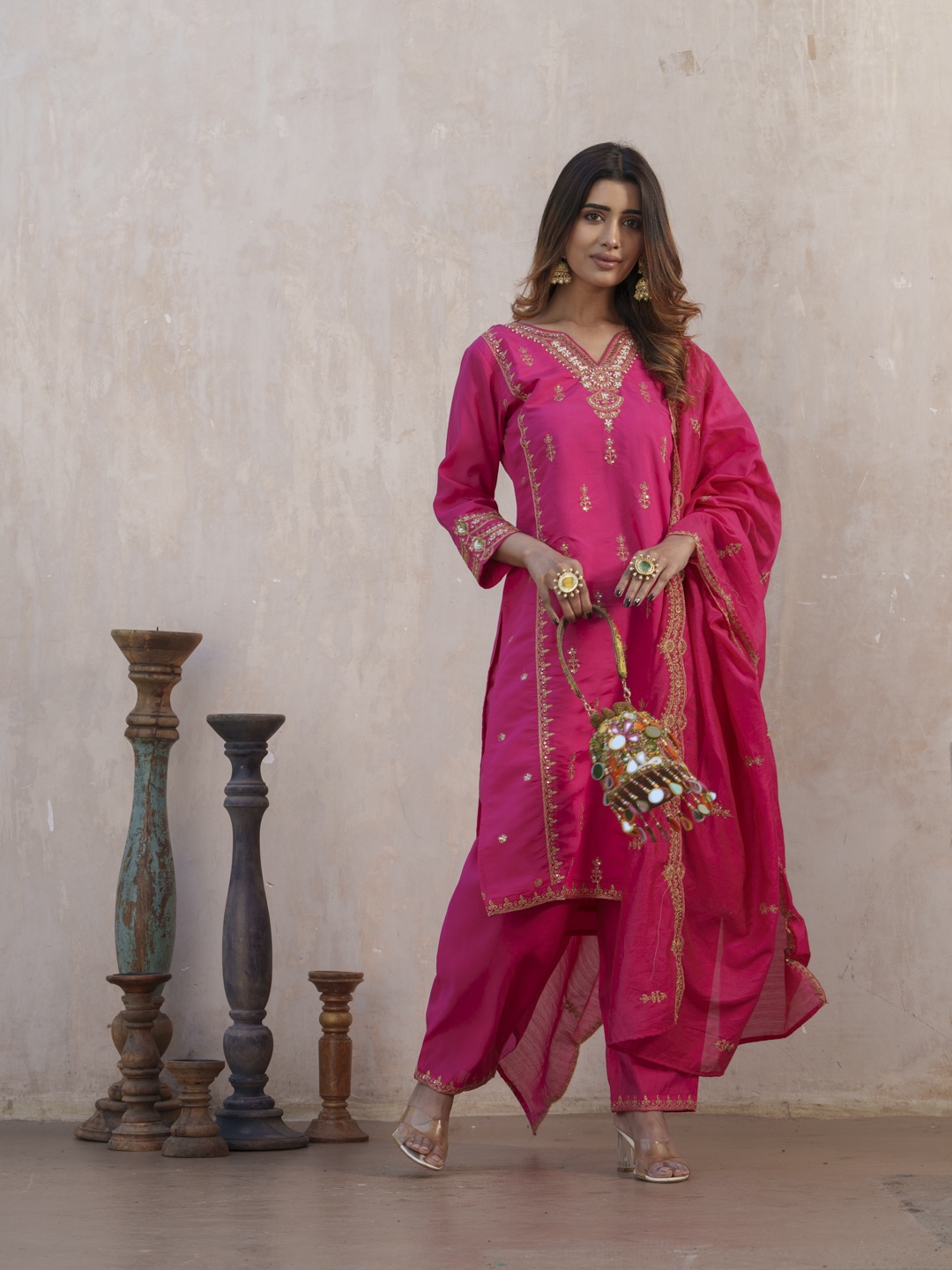 

House of Pataudi Floral Embroidered Notch Neck Straight Kurta With Trouser & Dupatta, Pink
