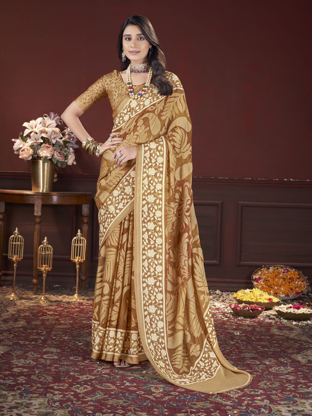 

Mitera Floral Printed Brasso Saree, Gold