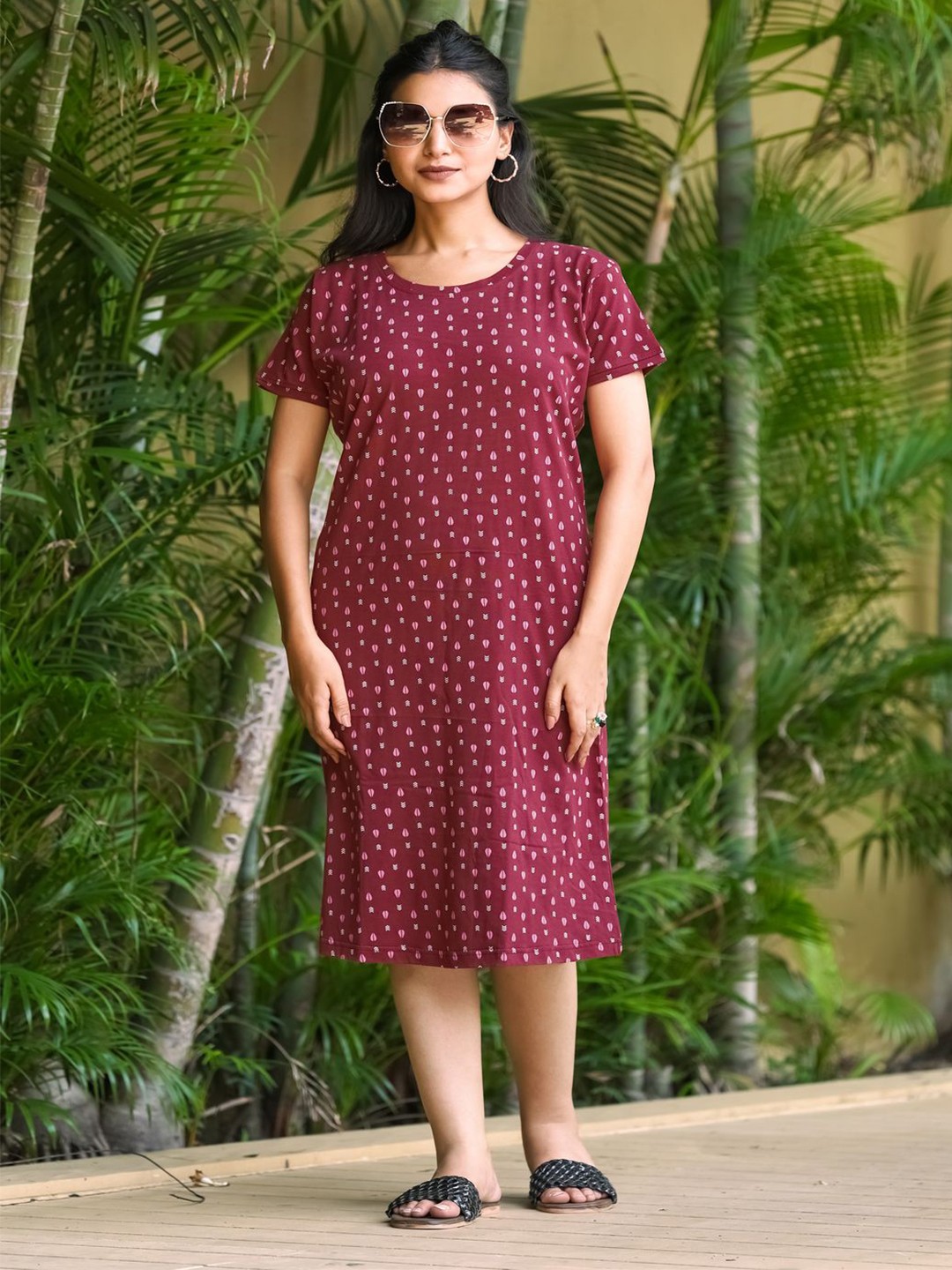 

SWEET MOON Geometric Printed Round Neck Midi T-Shirt Nightdress, Maroon