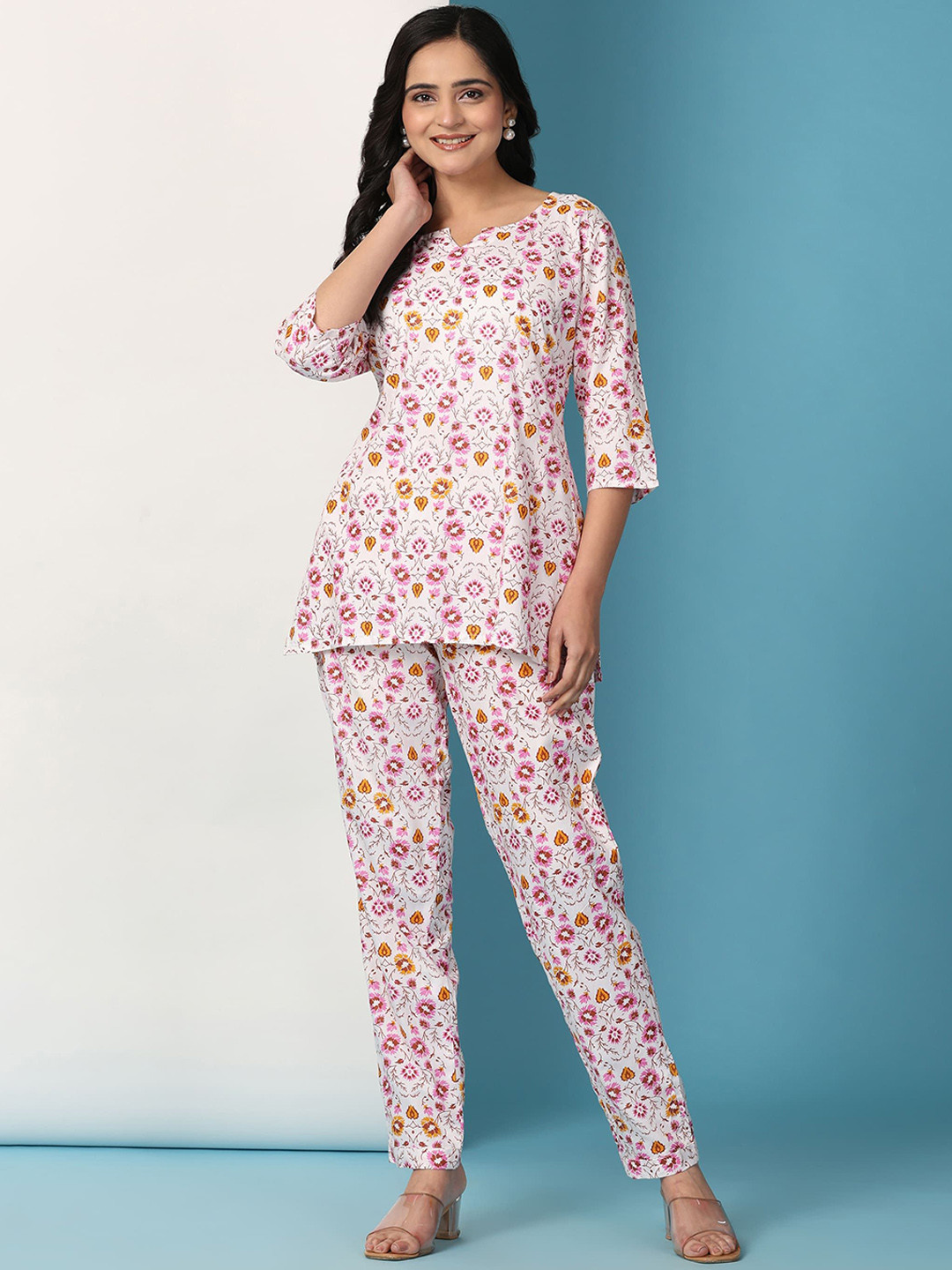 

Smartyhub Floral Printed Notch Neck Tunic With Trouser, White