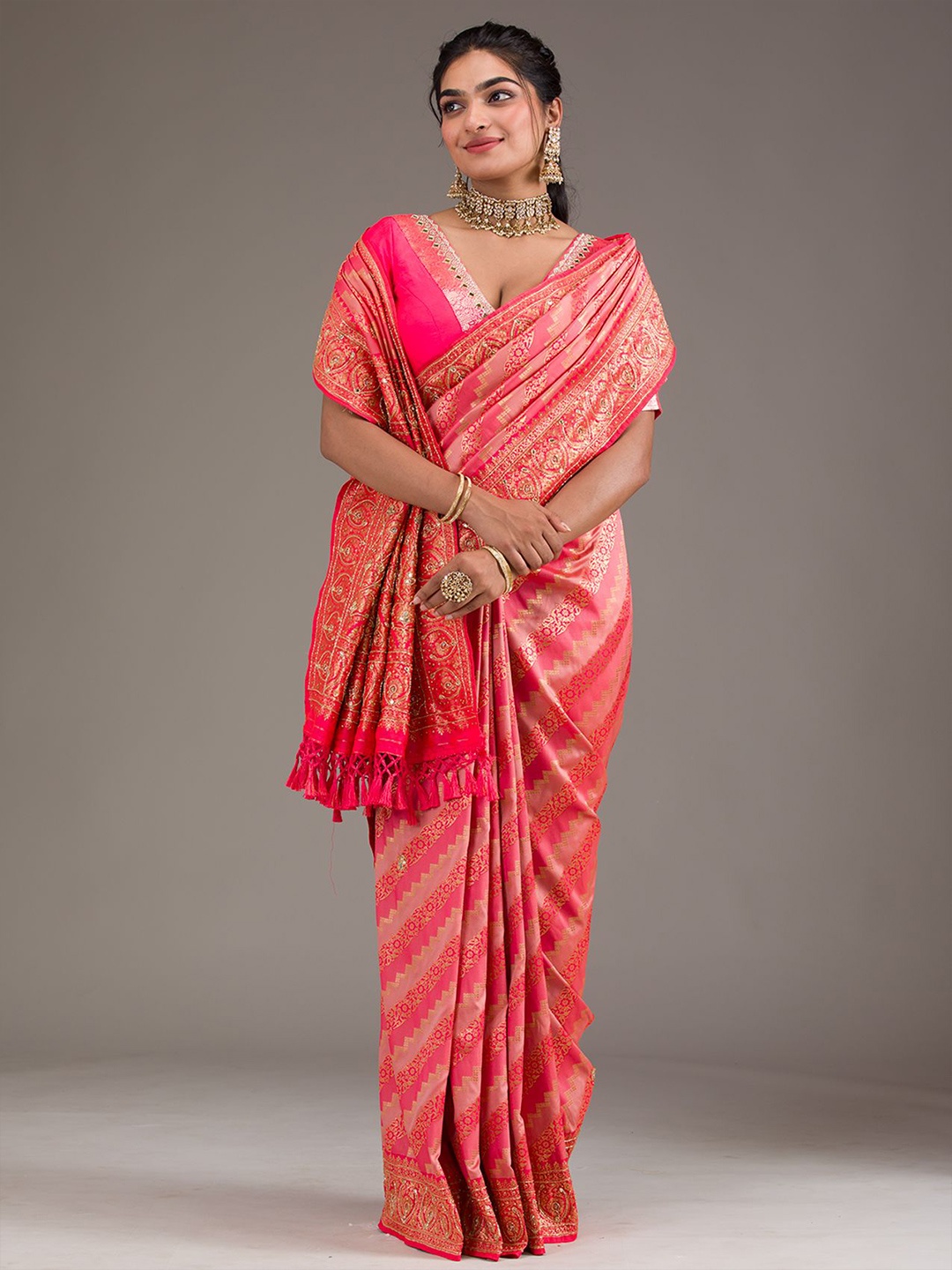 

Koskii Pink Embellished Sequined Art Silk Saree