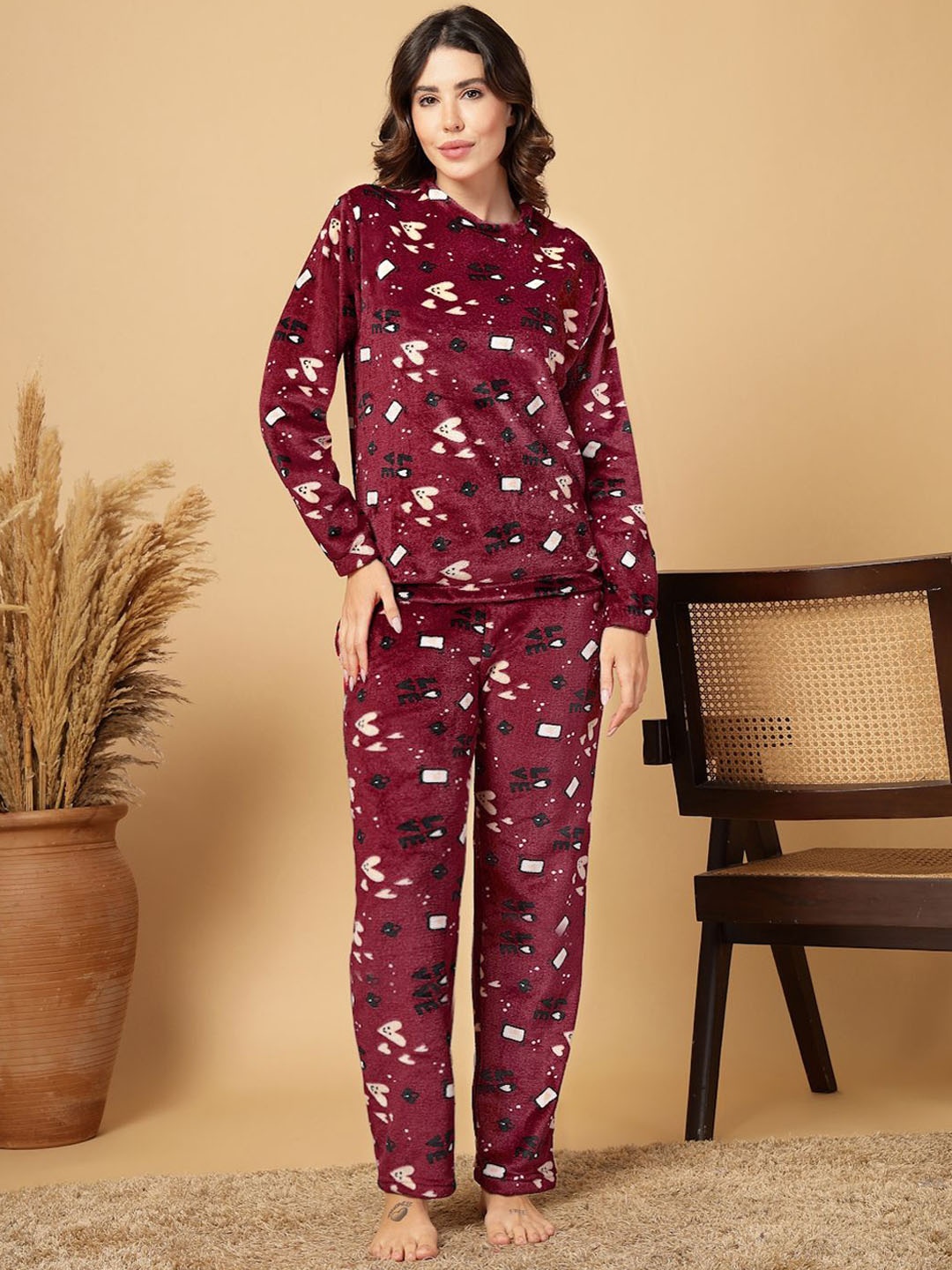 

FABINALIV Women Printed Winter Night suit, Maroon