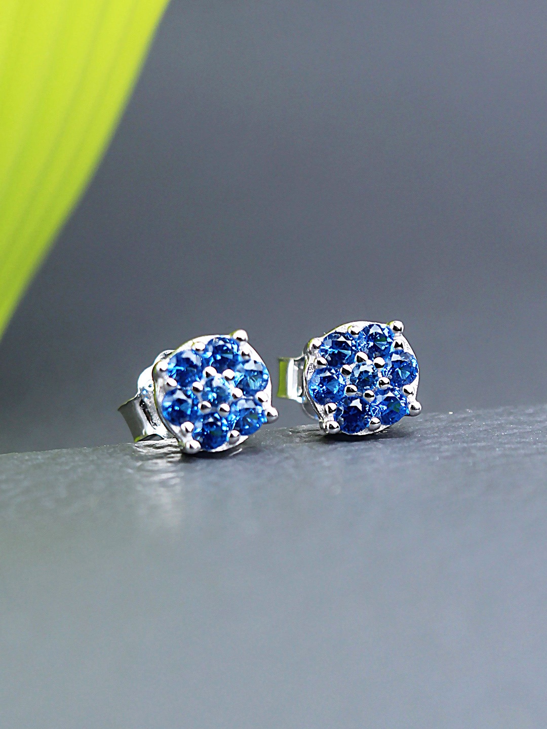 

DEVASHREE 925 Silver Blue Sapphire CZ Rhodium-Plated Cubic Zirconia Contemporary Studs