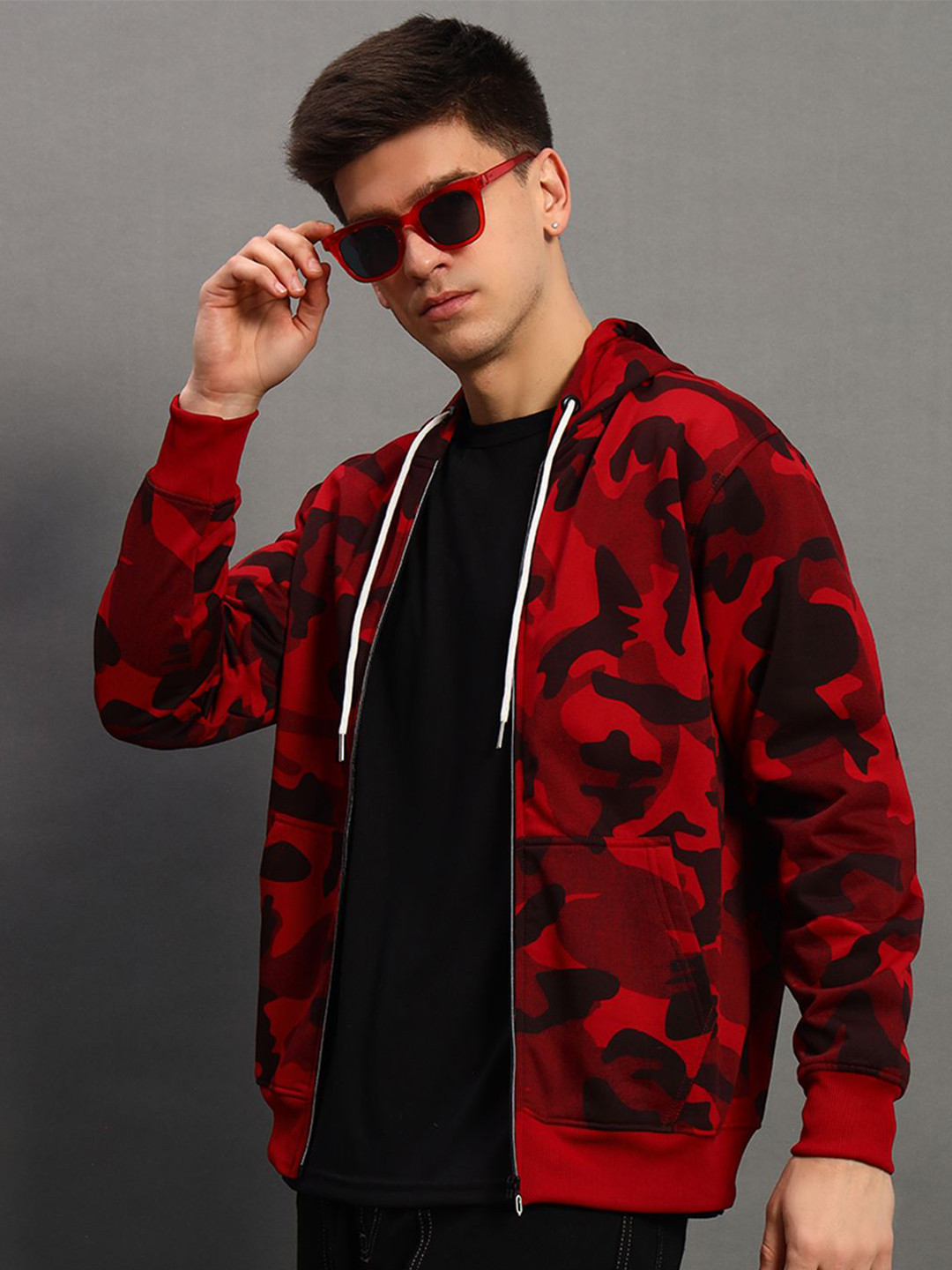 

STELVIN Men Printed Hooded Cotton Sweatshirt, Red