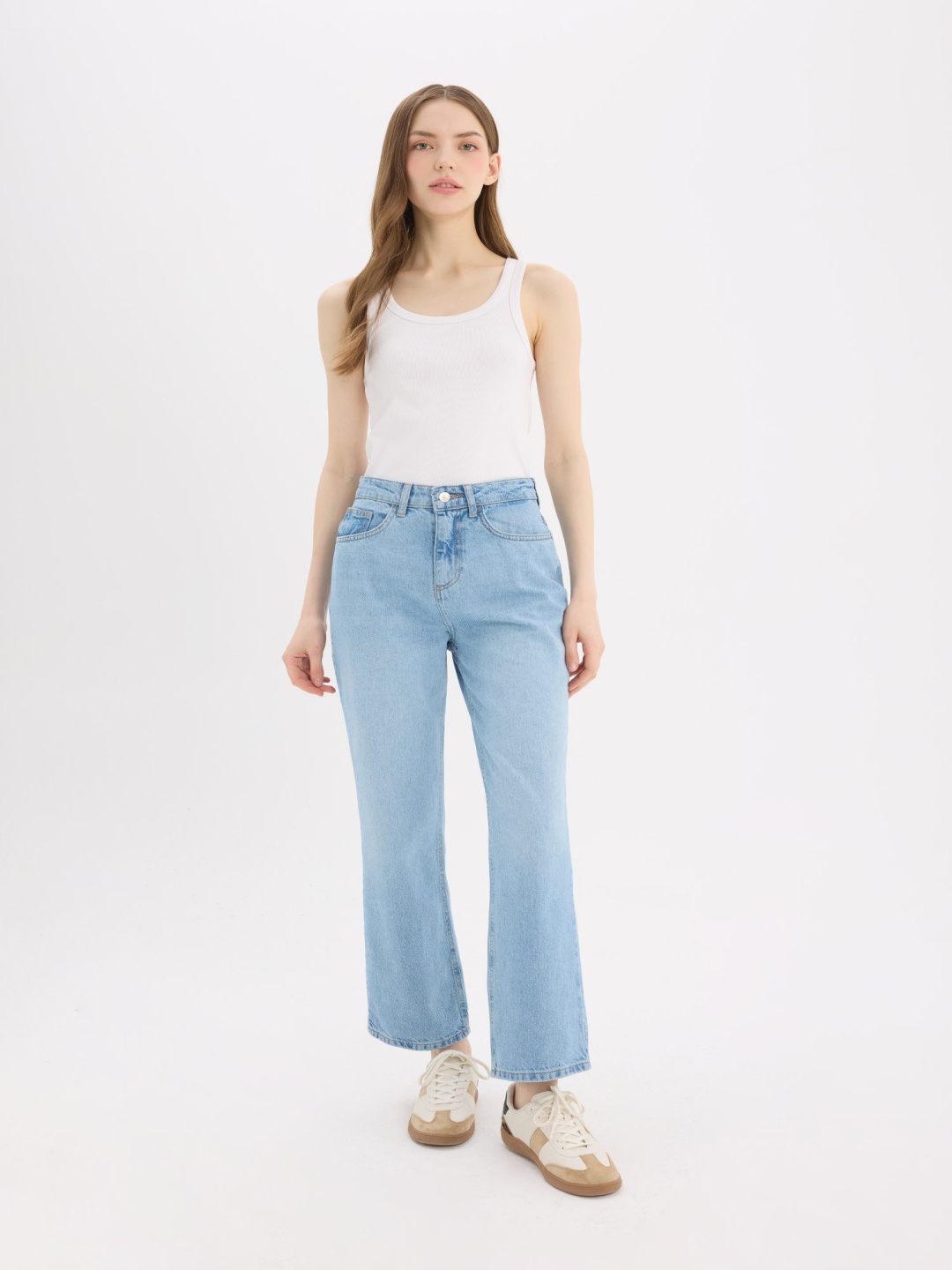 

DeFacto Women Straight Fit Heavy Fade Cotton Jeans, Blue