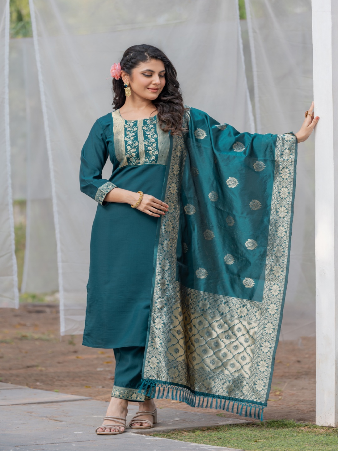 

Twika Floral Yoke Design Straight Kurta With Trouser And Dupatta, Teal