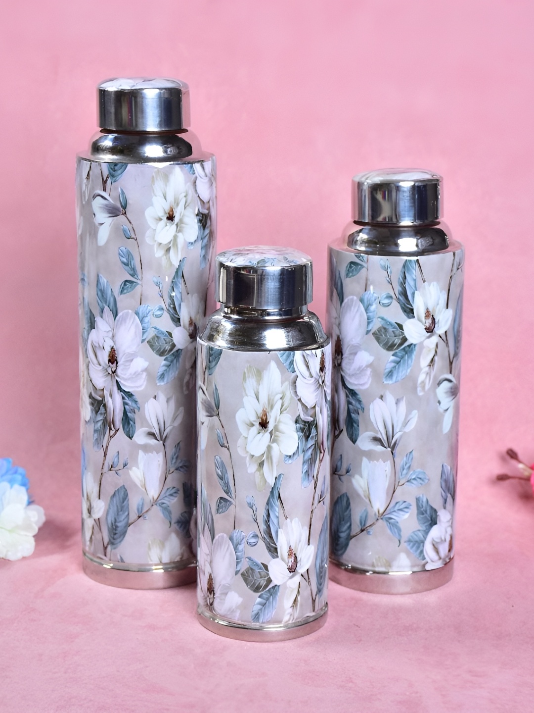 

THE HOME CO. White & Blue 3 Pieces Stainless Steel Floral Printed Water Bottle, Grey