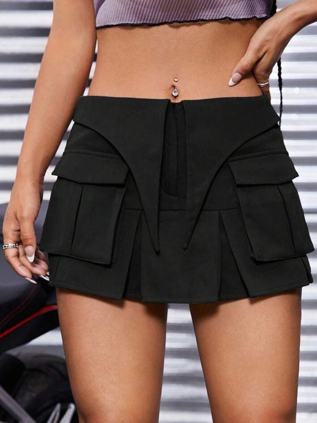 

TABADTOD Women Cargo Pleated Mini Skirts, Black