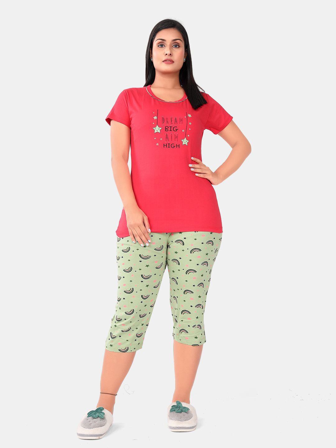 

SWEET MOON Typography Printed T-Shirt With Capri Night Suit, Red
