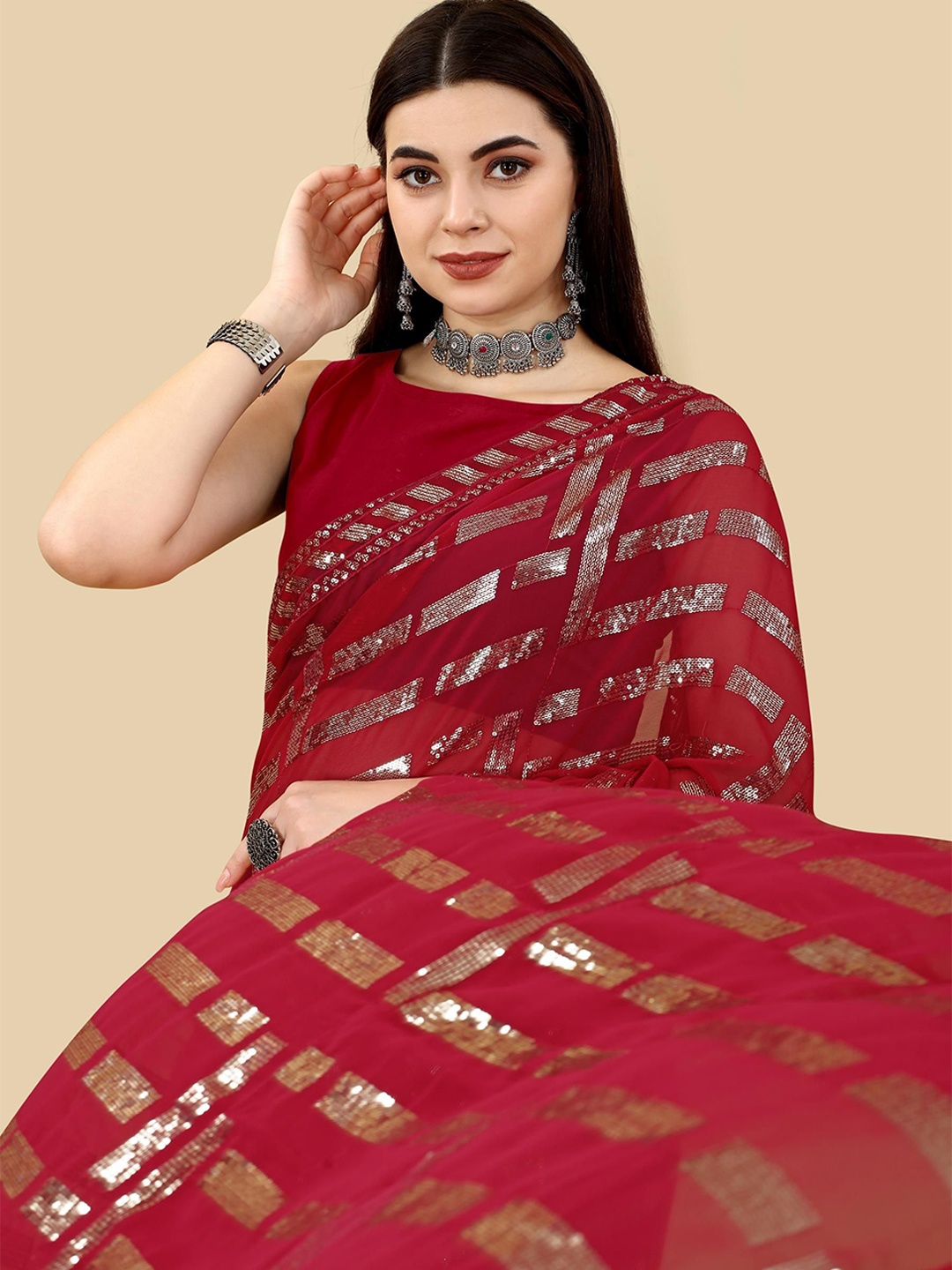 

HERE&NOW Embellished Sequinned Saree, Magenta