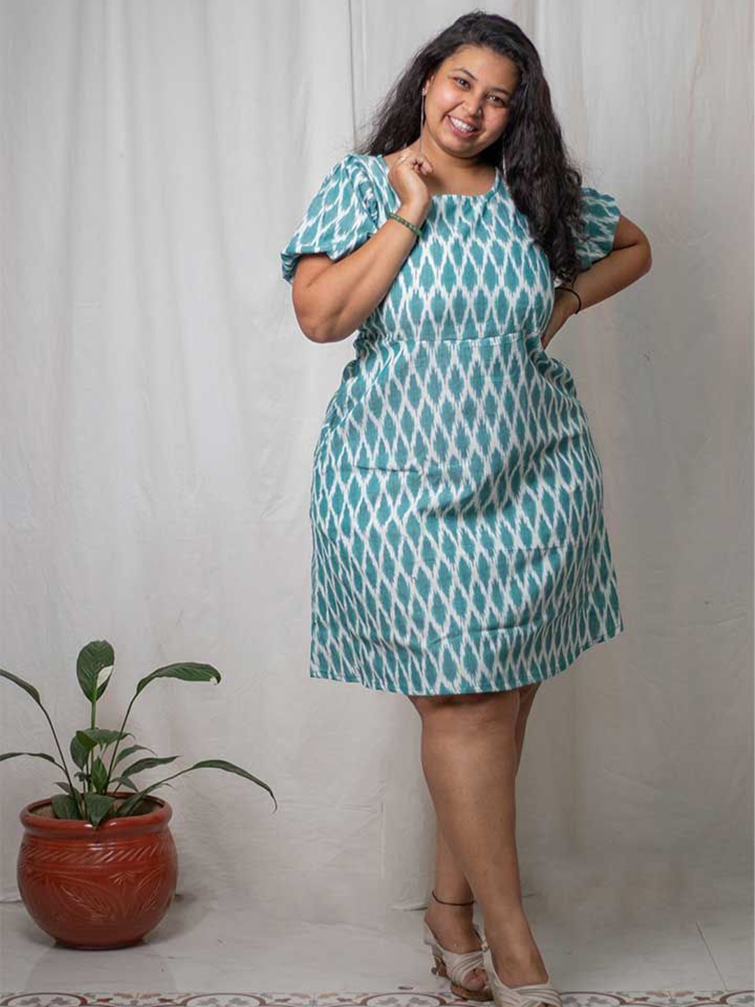 

Kmistry Geometric Puff Sleeves Print A-Line Dress, Sea green