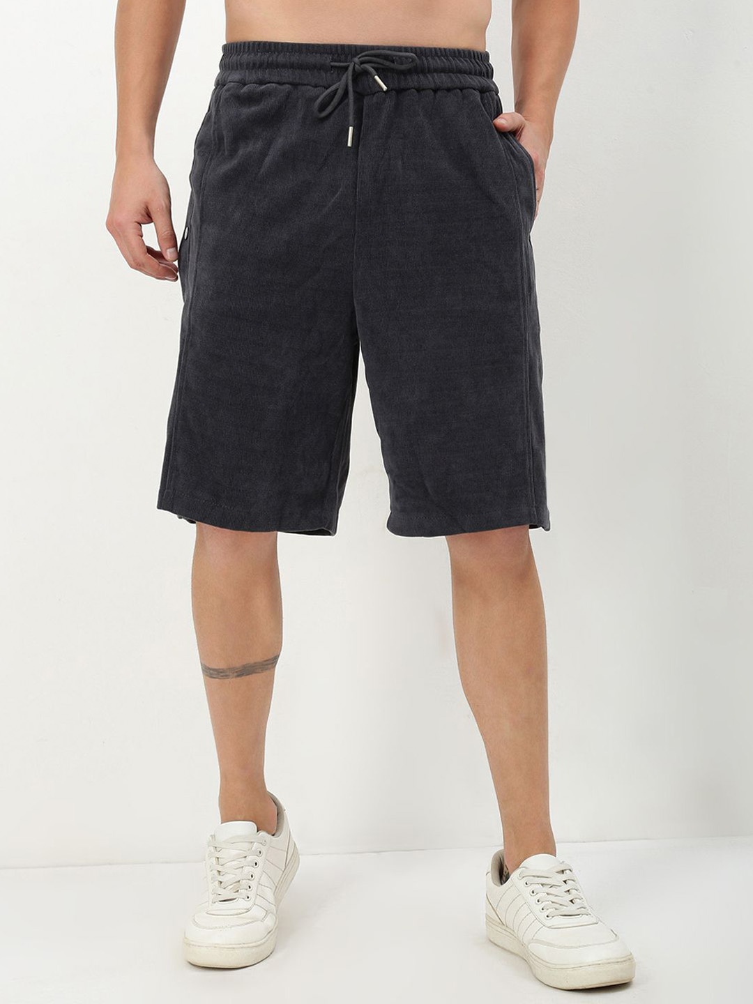 

SHOWOFF Men Shorts, Grey