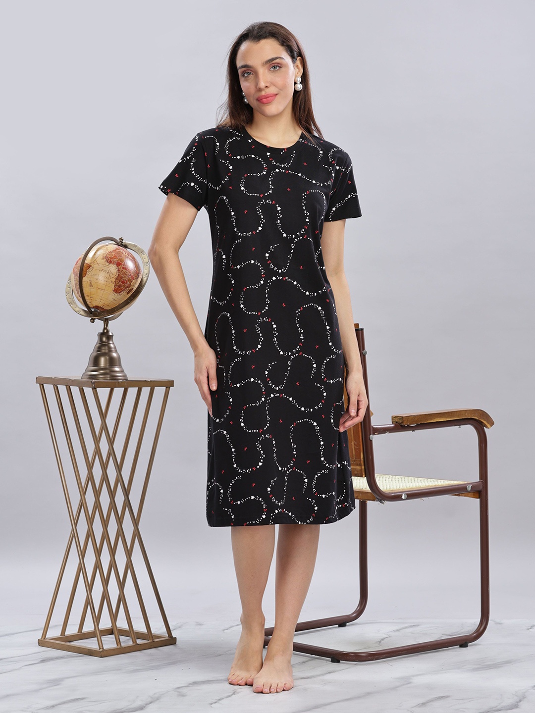 

9shines Label Women Graphic Printed Pure Cotton Nightdress, Black