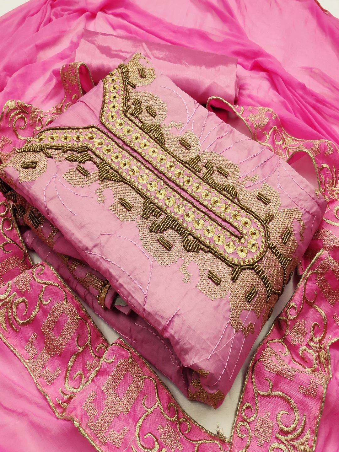 

HERE&NOW Floral Embellished Beads and Stones Unstitched Dress Material, Pink