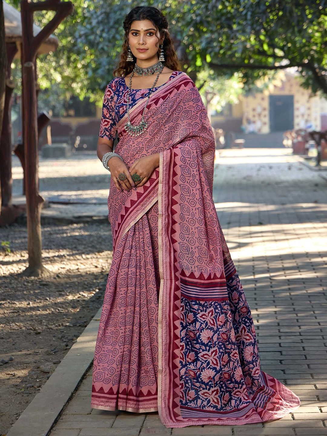 

KALINI Ethnic Motifs Kantha Work Block Print Saree, Mauve