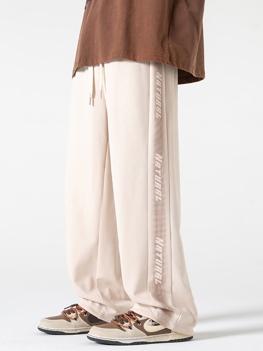 

StyleCast x Revolte Men Loose Fit Easy Wash Pleated Trousers, Khaki