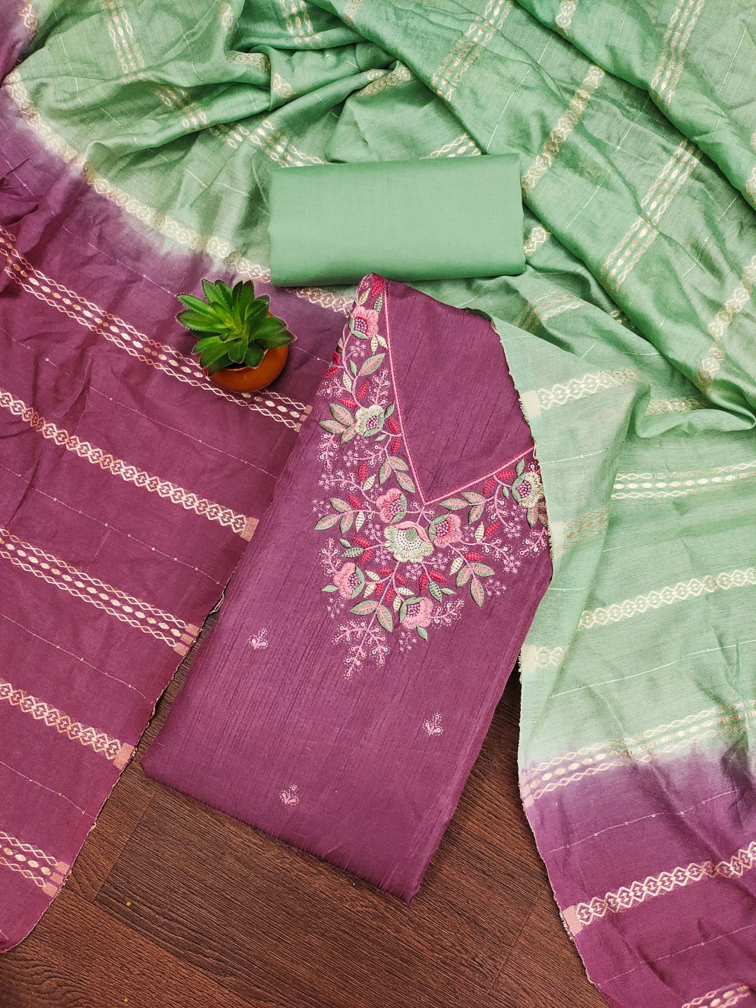 

HERE&NOW Floral Embroidered Unstitched Dress Material, Purple