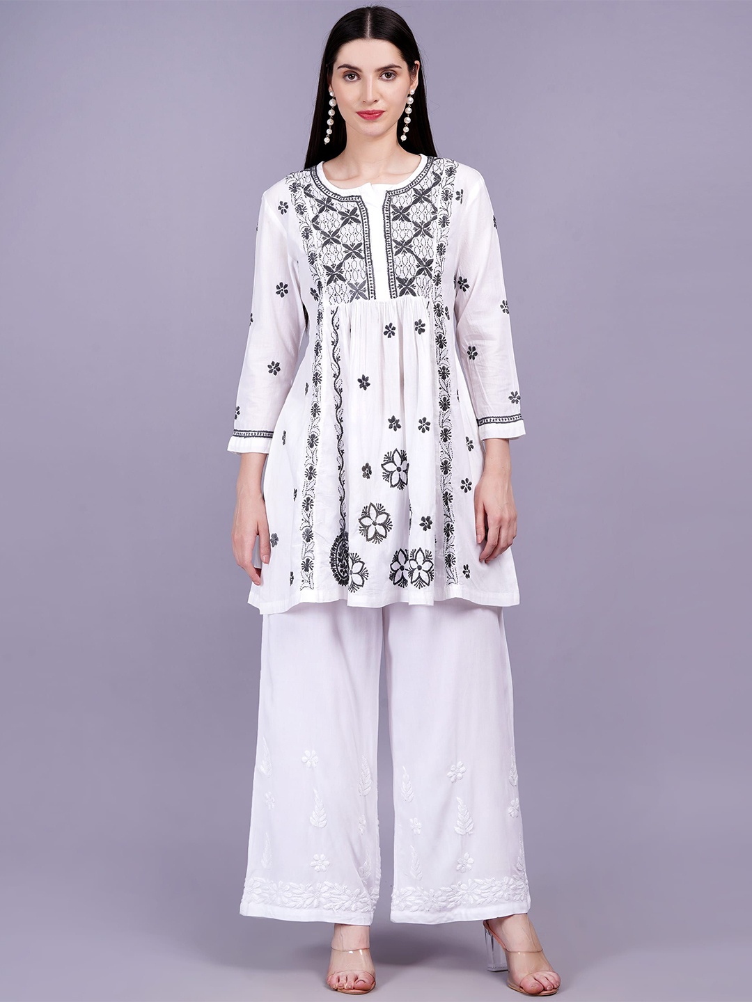 

SUFIZA LIFESTYLE Embroidered Tunic, White