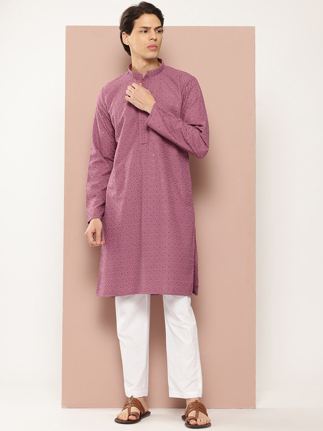 

See Designs Woven Design Embroidered Mandarin Collar Straight Kurta, Pink