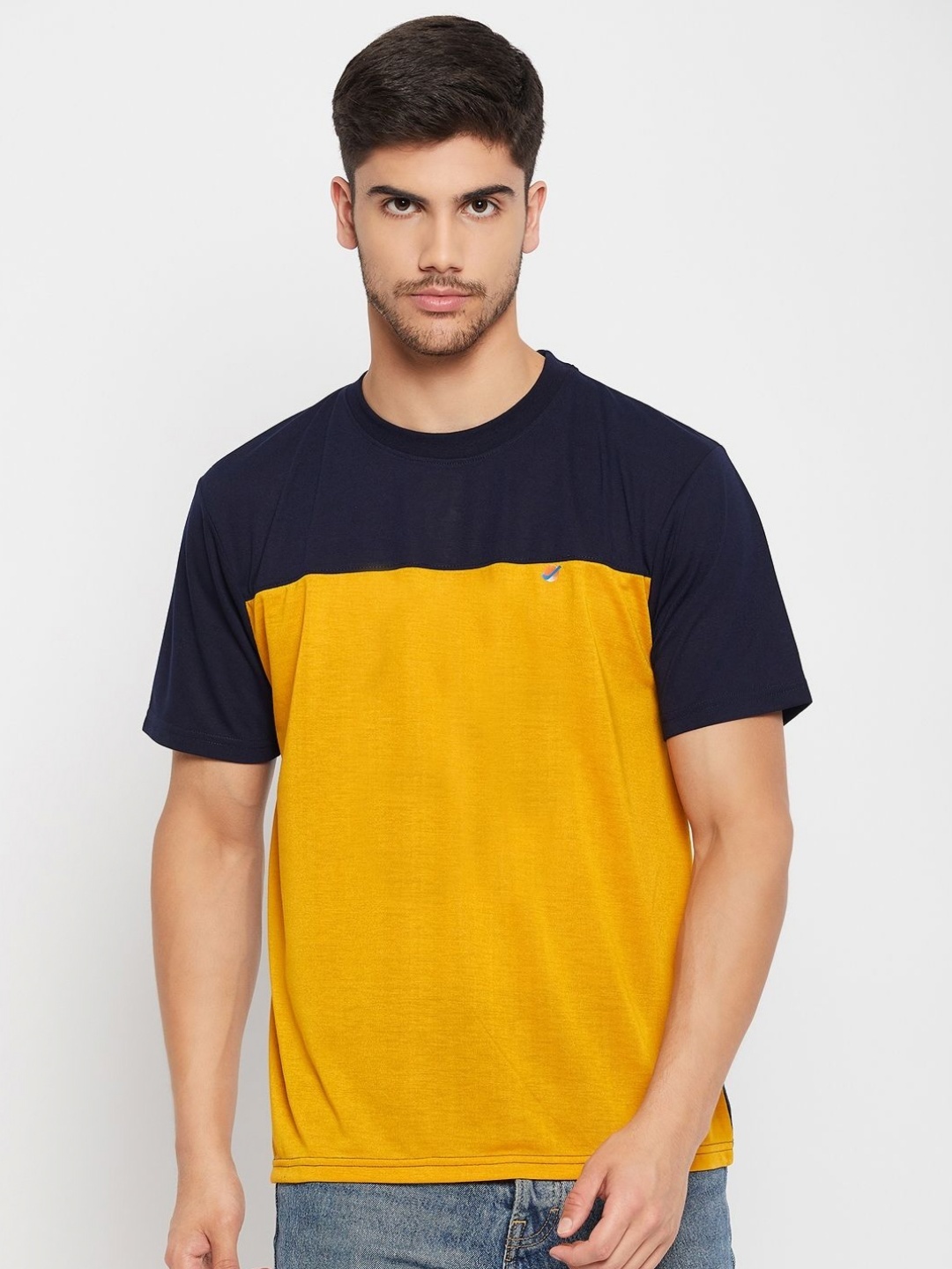 

AUXAMIS Men Colourblocked Extended Sleeves Pockets T-shirt, Navy blue