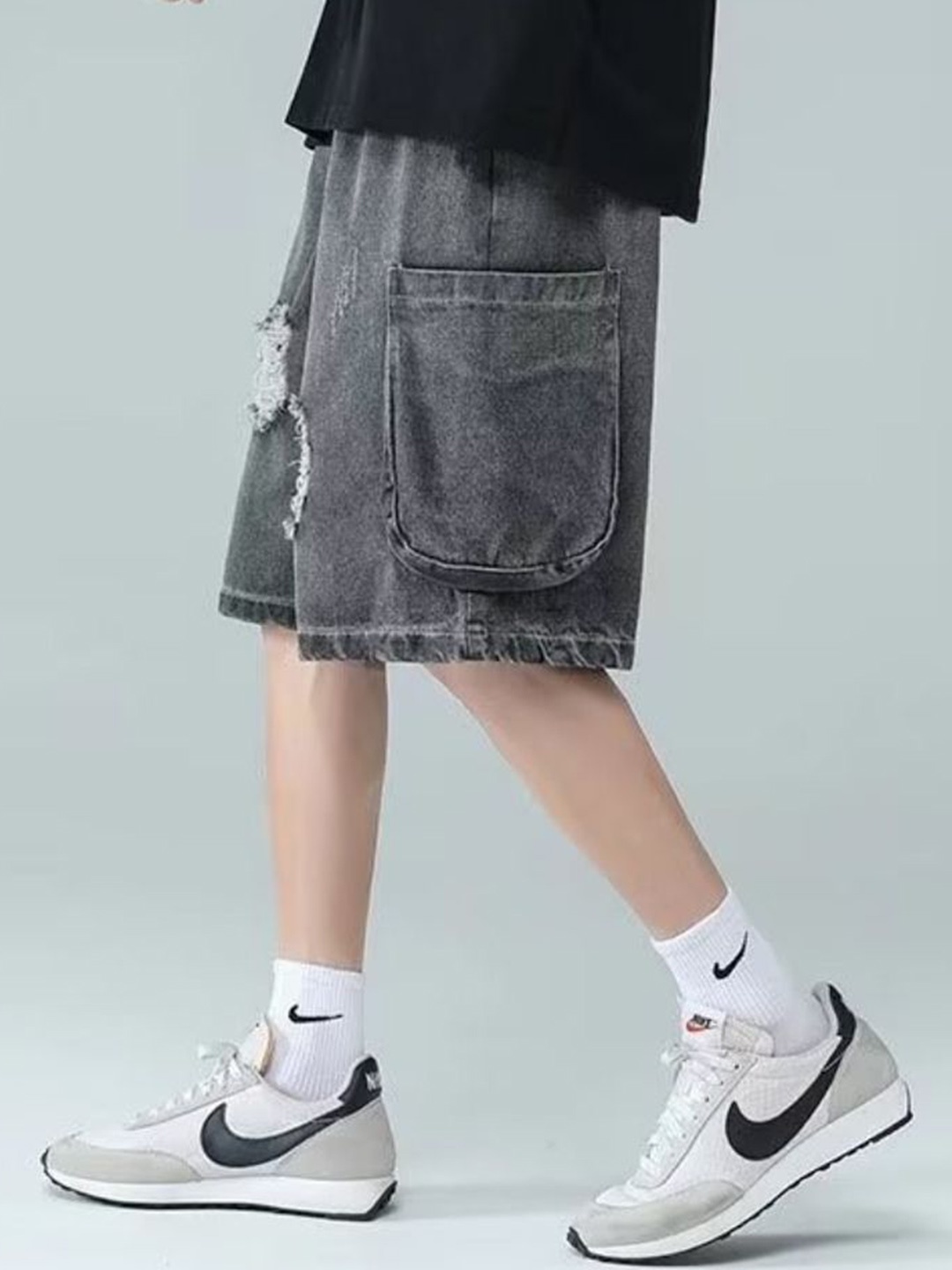 

HERE&NOW Men Loose Fit Denim Shorts, Grey