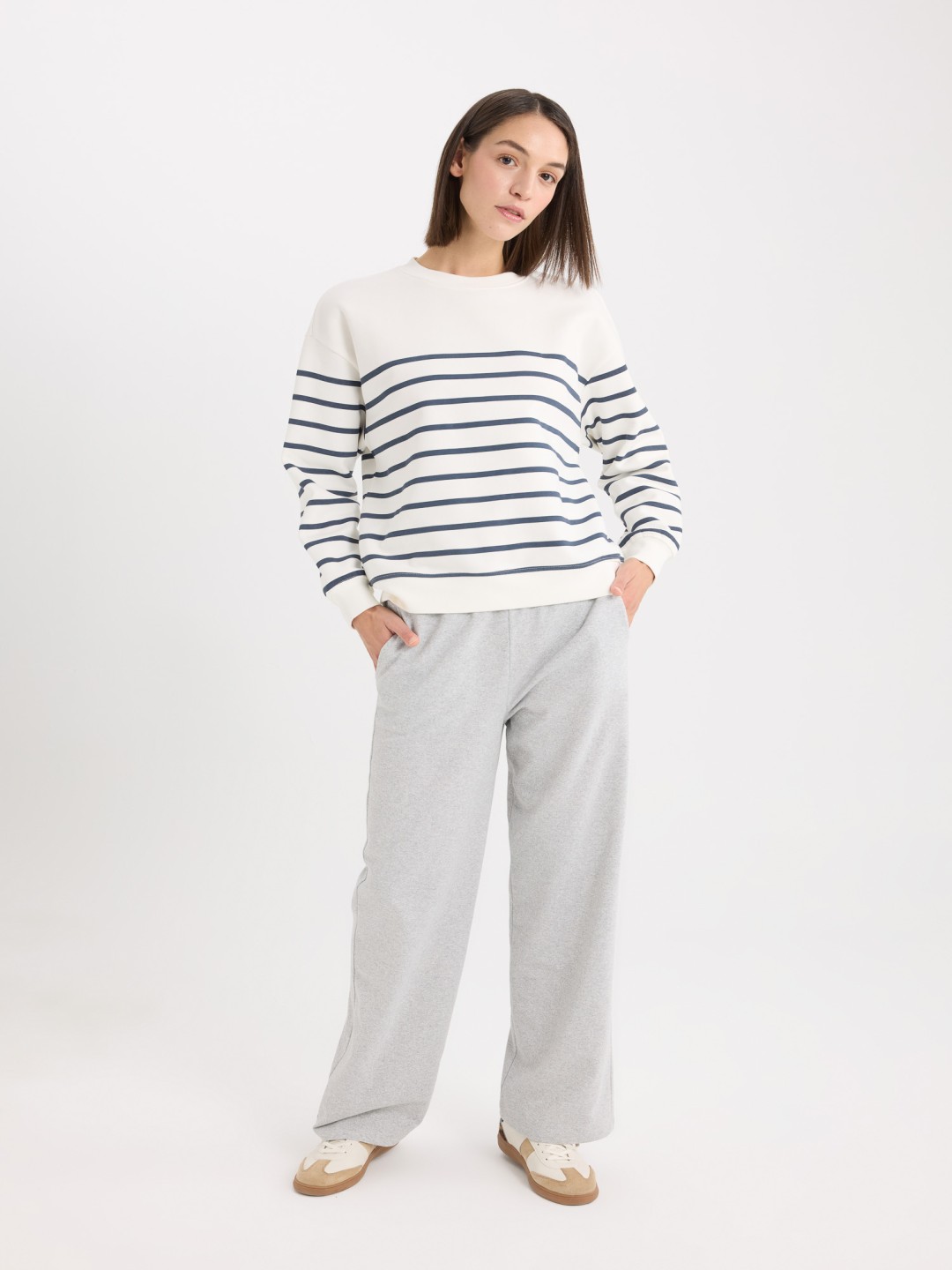

DeFacto Women Regular Fit Mid-Rise Cotton Trouser, Grey
