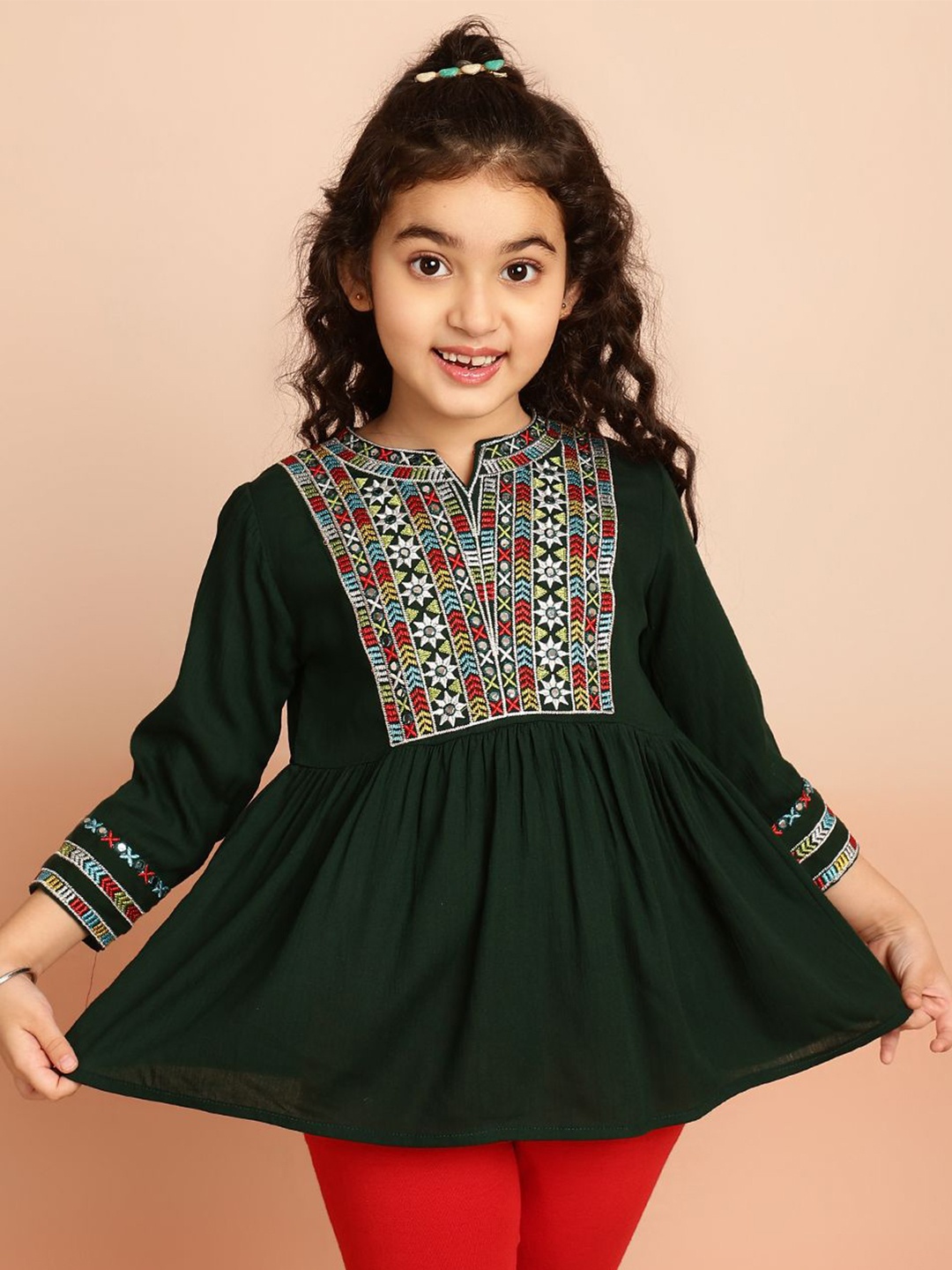 

Ishti Floral Embroidered Peplum Top, Green