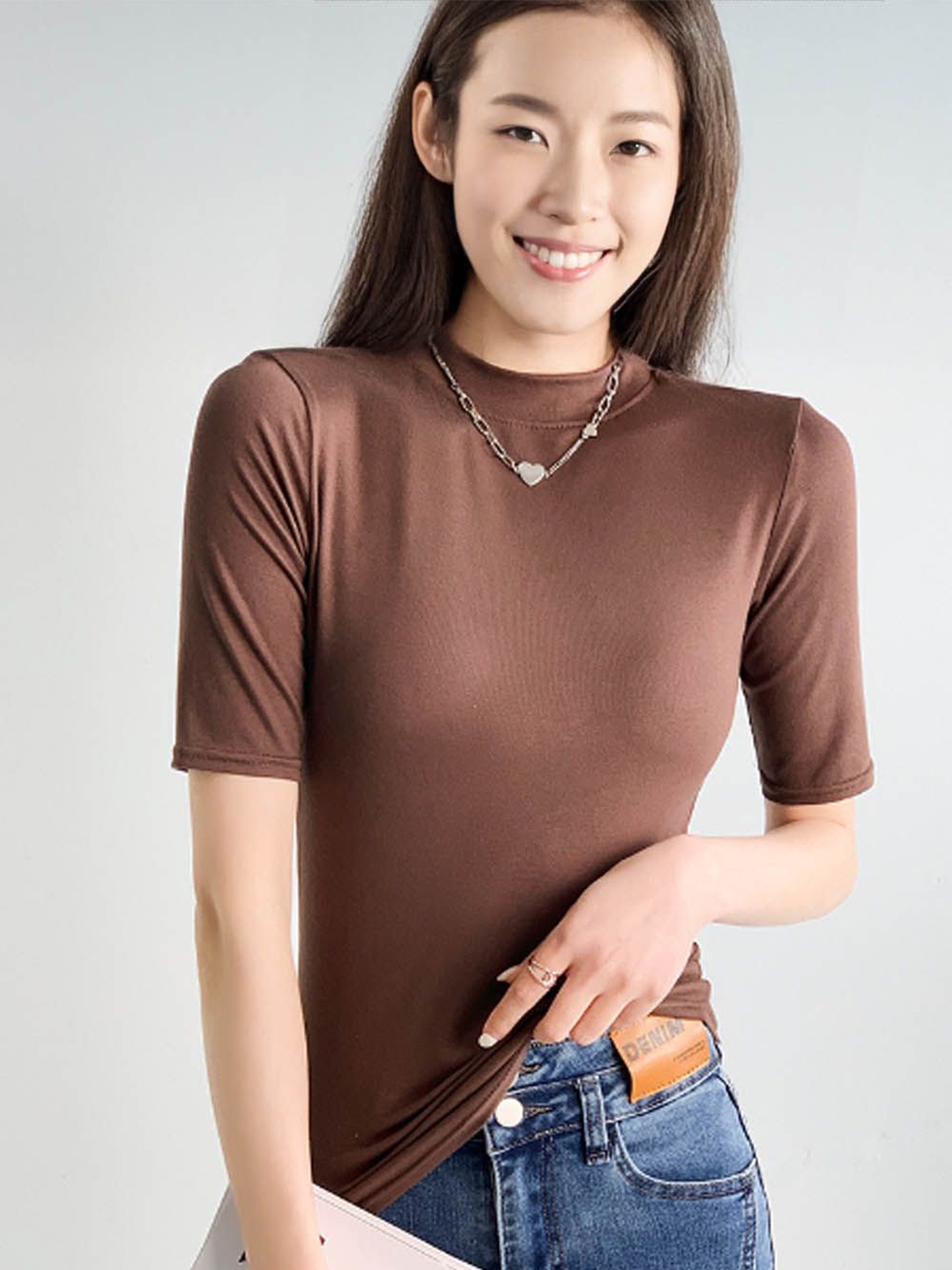 

StyleCast Women Round Neck Fitted Top, Coffee brown