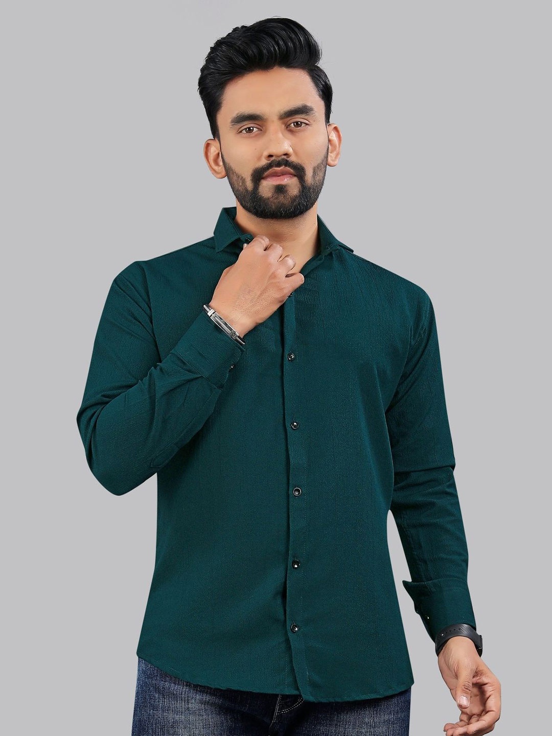 

IKON FASHION Men Original Fit Spread Collar Solid Casual Shirt, Green