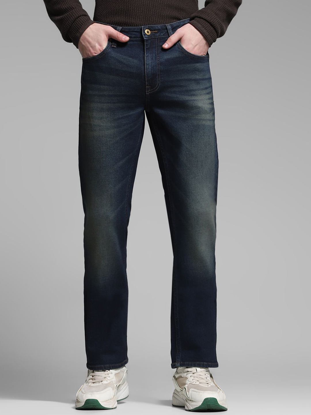 

Jack & Jones Men Clark Slim Fit Light Fade Stretchable Jeans, Blue