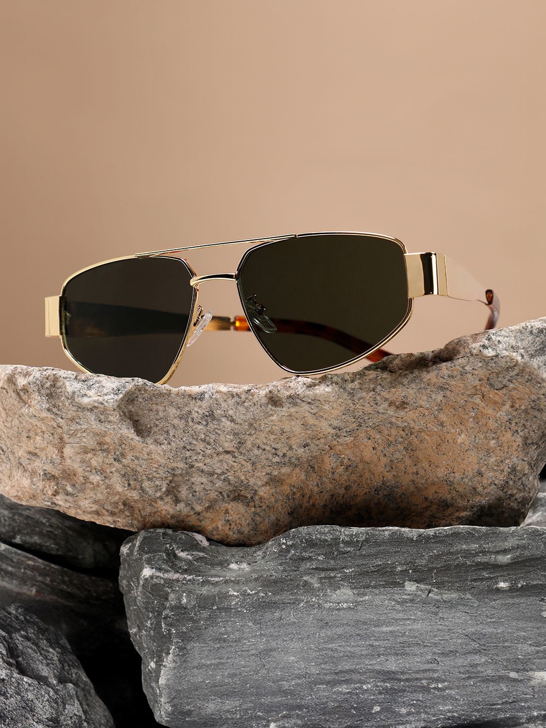 

French Accent Men Shield Sunglasses with Polarised Lens, Green