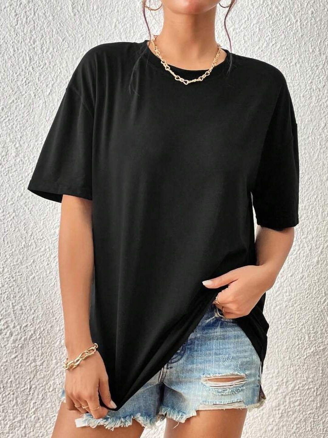 

KASHIAN Women Solid Round Neck Cotton Oversized T-shirt, Black